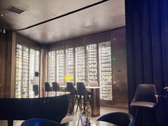 -wineapp葡萄酒餐吧(外滩金融中心店)