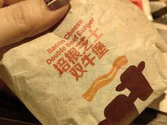 -麦当劳(哈西万达店)