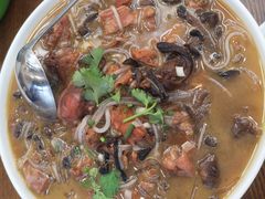 小鸡炖蘑菇粉条-李老哈·东北菜(宋园路店)