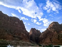 -天山神秘大峡谷