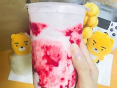 草莓脏脏奶昔-JUICE  TIMES(中茵海华店)