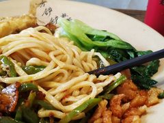 -方铲铲·成都板凳面(滨江银泰店)