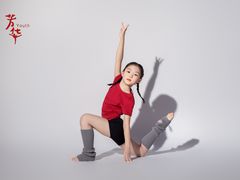 -炫艺舞蹈培训中心(枫尚奥特莱斯店)