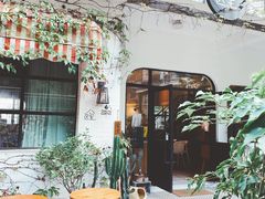 门面-彳亍咖啡·这里(水湾路店)