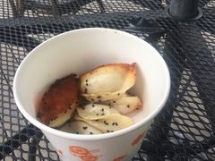 -香山胡记吴江路生煎(灵山路店)