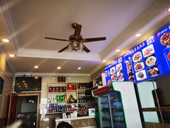 -湖光月色饭店(中庙店)