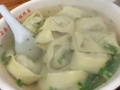 荠菜肉馄饨-潘国仙耳光馄饨(黄家阙路店)