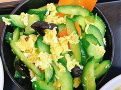 黄瓜炒黑木耳鸡蛋-姑苏鸿昌兴大食堂(中山北路店)