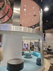 -MINI MARS 脚下的城市乐园·餐饮·派对(静安江宁店)