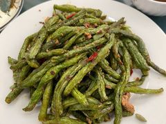 干煸豆角-李连贵酒家熏肉大饼(昆明街店)