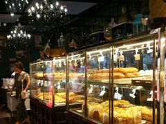 面包甜点陈列柜-米洛克欧洲蛋糕(西南路店)