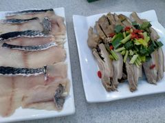 -墨脱石锅椰子鸡•香草鸭•东山羊(大东海店)