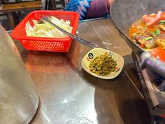 -富正毅三下锅·湘西韵味(天门山索道店)