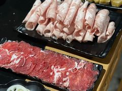 -果松木炭酸菜铜火锅·外婆参鸡汤