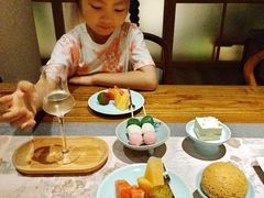 -梅间堂茶馆(绿地缤纷城店)