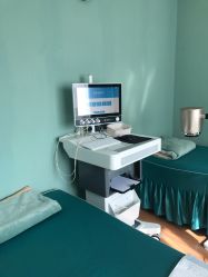 -萱草产后康复催乳中心(江宁万达店)