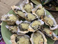 蒜蓉烤生蚝-贞姨美食·老字号海鲜大排档