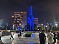 -泉城广场
