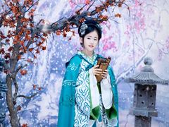 -九月鹰飞汉服摄影工作室