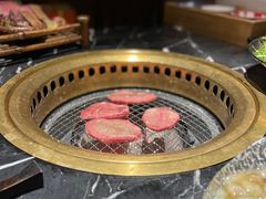 -山川小町·极番烧肉(新地假日广场店)