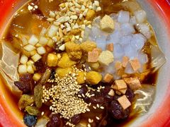 -爆炸头阿姨小四川正宗川味小吃(无任何分店)