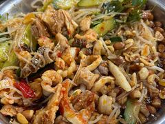 -周良天山牛杂城(天山路总店)