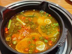 -黔三一夺夺粉酸汤火锅(百信店)