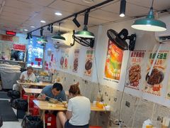 -柳州肥姨妈大骨螺蛳粉(东靖路店)