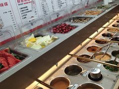 自助调料区-海底捞火锅(河东万达广场店)