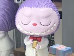 -泡泡玛特POPMART(侨福芳草地店)