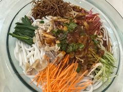 大理鸡丝凉米粉-蝴蝶泉宾馆-中餐厅