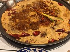 -旧街市鲜货老火锅(大光路店)