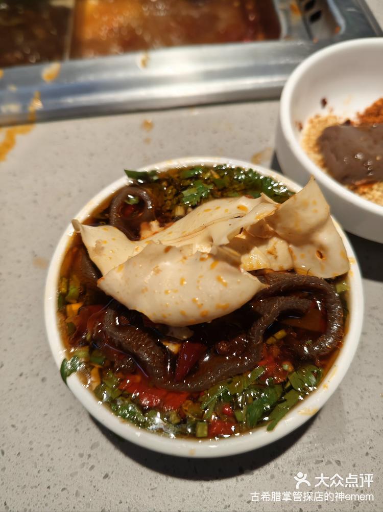 还是这家海底捞的服务最热情