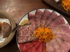 -羽深肉铺 Steak & Wine