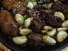 -老东镇啤酒屋海鲜加工·蒸汽海鲜·海鲜烧烤(台东店)