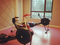 -思迈威健身(积玉桥万达店)