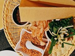 -鲁菜根·泰安菜(万达店)