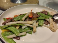 -深圳富苑皇冠假日套房酒店