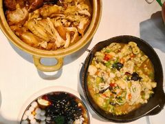土鸡煲猪手-麓湘小镇(开福万达广场店)