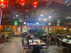 大堂-龙泉人椰子鸡.糟粕醋.海南菜(三亚旗舰店)