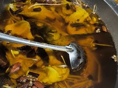 -鑫巴蜀小镇 · 水煮鱼专研店(玉桥店)