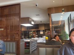 -高玛纳驴肉火烧(一世界店)