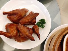 脆皮乳鸽-海逸海鲜酒家(古北店)