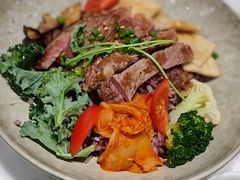 原切牛排能量碗-vagetale轻食物语(新世界中心店)