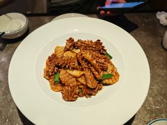 -闫府私房菜·百年鲁菜(恒隆店)