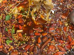 -鸿顺老铁锅美蛙鱼府(解放碑店)