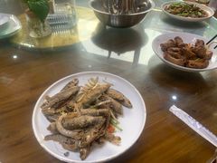 -芦茨金富饭庄·25年老字号·专做稻草鸡