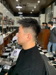-MARTIN'S BARBER SHOP男士理发馆