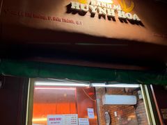 -Bánh Mì Huynh Hoa