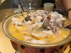 大骨头炖酸菜-关东小磨东北菜(长风大悦城店)